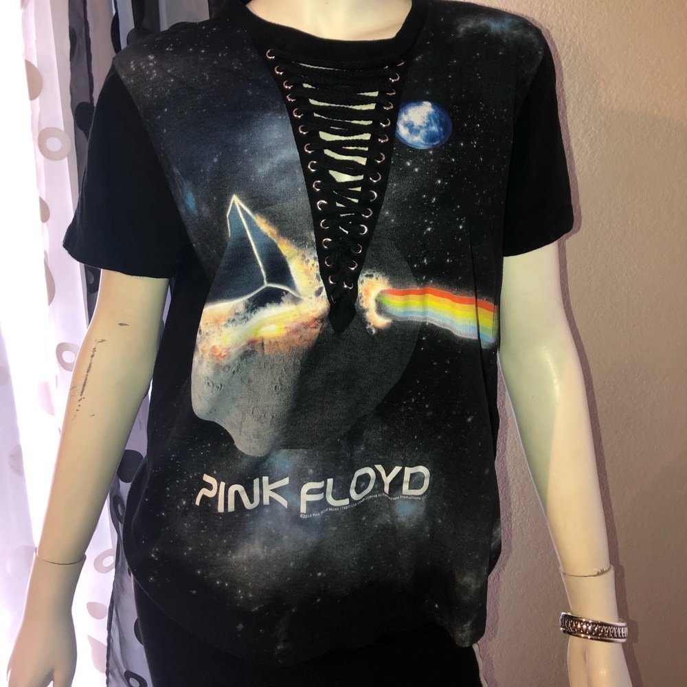 Pink Floyd Graphic Tee